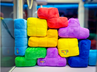 Tetris - Stacked In Grabber Machine